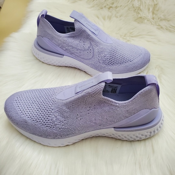 nike epic phantom react flyknit on feet